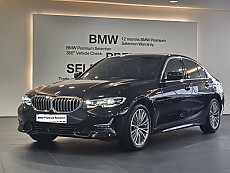 BMW 320i Luxuri P2