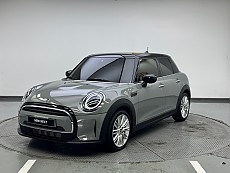 MINI Cooper 5 door Classic Plus (ZH5)